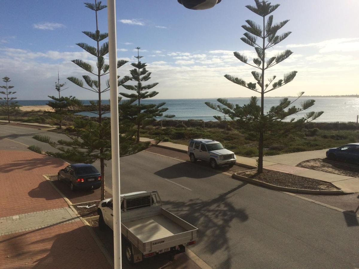 Breakwater Short Stay Mandurah Ngoại thất bức ảnh
